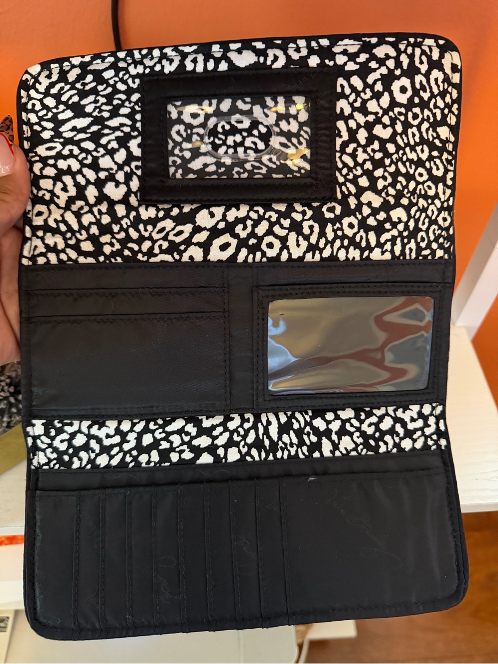 VERA BRADLEY Quilted Floral  Tri-fold Wallet(NWT) - Picture 3 of 7
